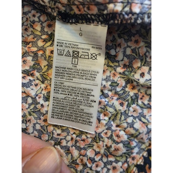 Old Navy‎ Size Large Navy Floral  Open Neck Long Sleeve Boho Cottagecore Top - Picture 5 of 8